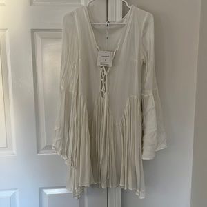 White tie up dress - NWT